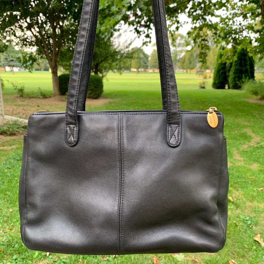 Stone Mountain Shoulder Bag Multi Compartments